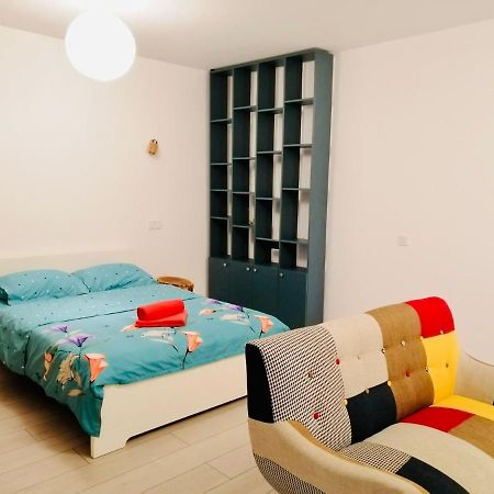 Plaza View Studio Bukarest Kültér fotó