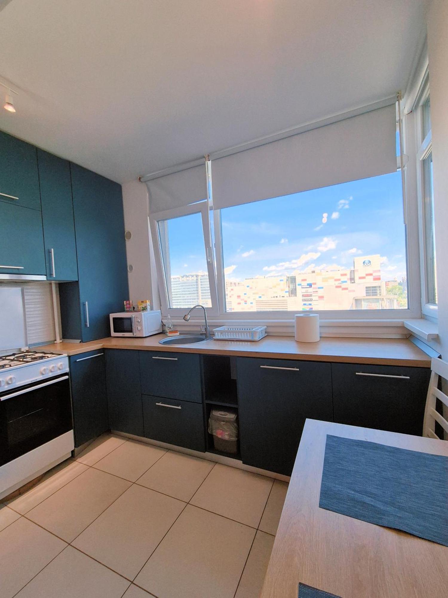 Plaza View Studio Bukarest Kültér fotó